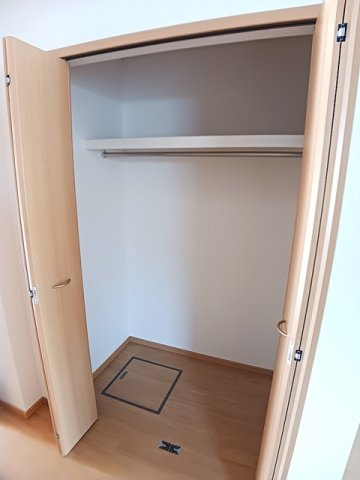 キャビン誠の収納