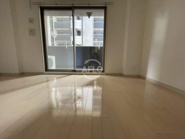 エステムプラザ心斎橋EAST Ⅳブランディアの居間・リビング|エステムプラザ心斎橋EAST IVブランディア　リビング