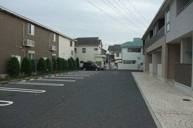 カーサ・レガーロⅠの駐車場