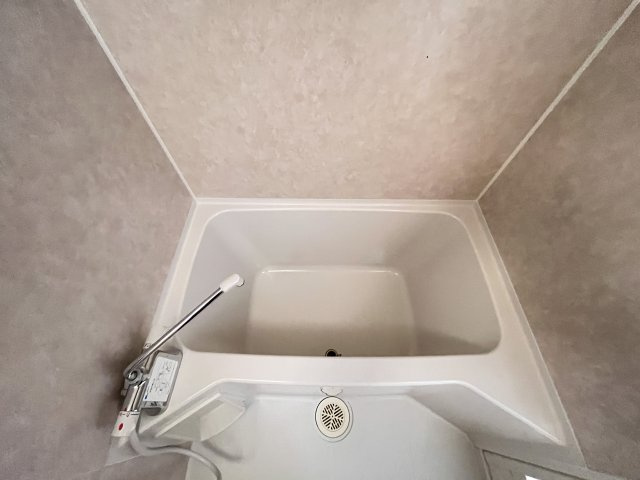 ロイヤルあびこの浴室