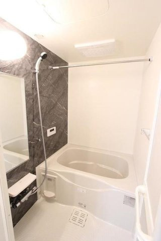エトワール名東の浴室