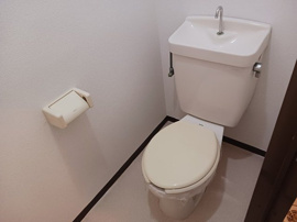 コンパクトで使いやすいトイレです