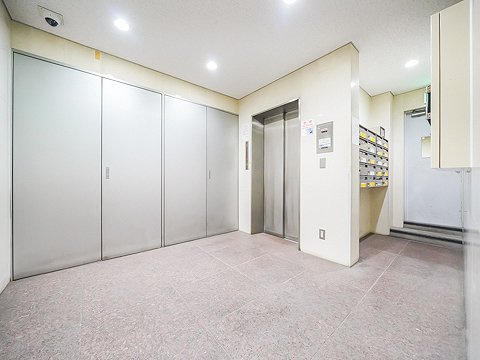 ストーク両国秀山のロビー