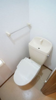 シンプルで使いやすいトイレです
