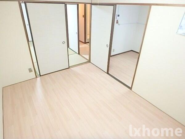 第3マンション南茨木の居間・リビング
