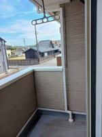 開放的で明るい空間を演出してくれるバルコニーです