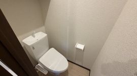 清潔感のあるトイレです
