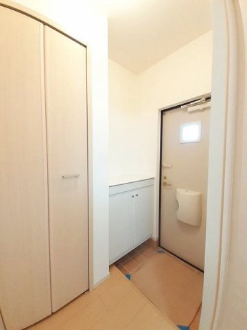 シンプルで使いやすい玄関です