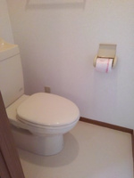清潔感のあるトイレです