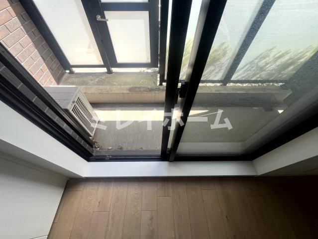 ルネサンスコート大森町のバルコニー|同建物内、別のお部屋の参考写真になります。