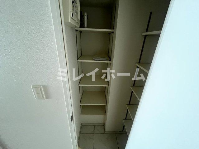 ルネサンスコート大森町の玄関|同建物内、別のお部屋の参考写真になります。
