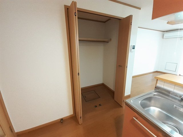 サングレイスの収納