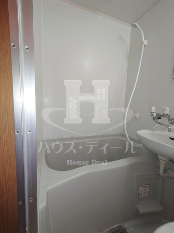 【浴室】 | テラス・アルテ・ノイエ | 日々の暮らしに欠かせないお風呂です