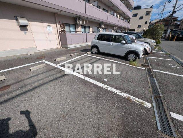第３中尾ハイツの駐車場