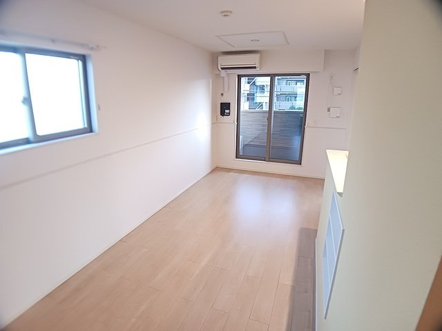 アンジュの居間・リビング