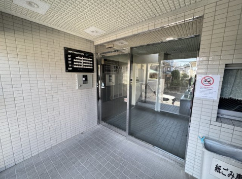 クリオ北松戸壱番館のエントランス