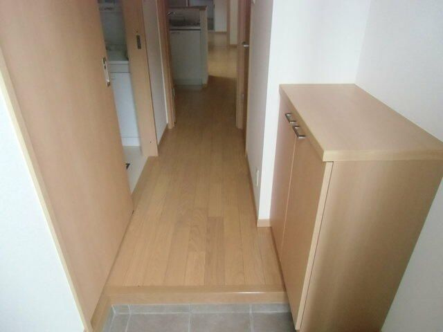 シェトワの玄関