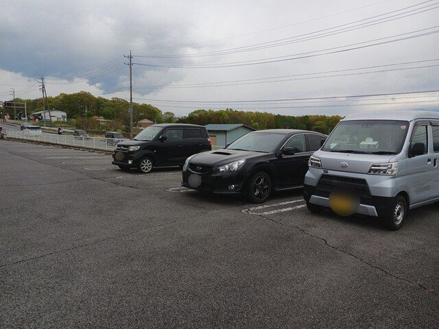 イーストサイド・ＡＮＡ　Ａの駐車場
