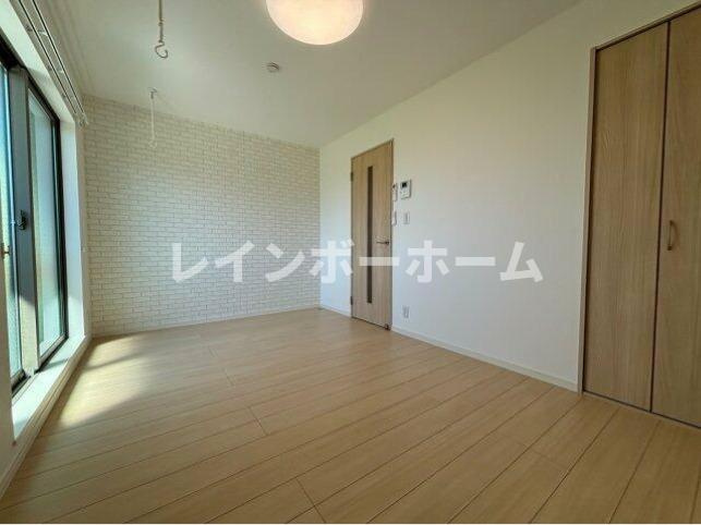 ベルデタンテ大宮公園の居間・リビング