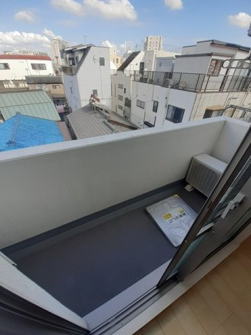プリムローズのバルコニー