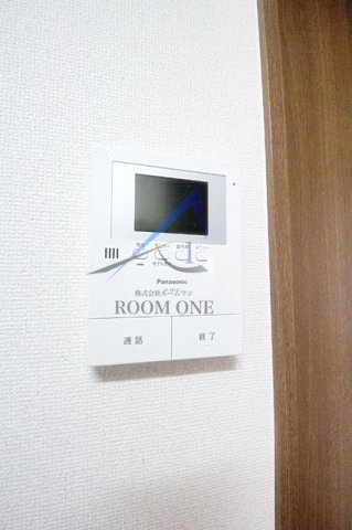 ダルタニアンコートのセキュリティ|モニター付きインターホンです。