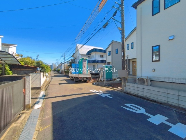 仲介手数料無料　ハートフルタウン所沢中新井3丁目885番・新築全2棟の前面道路含む現地写真