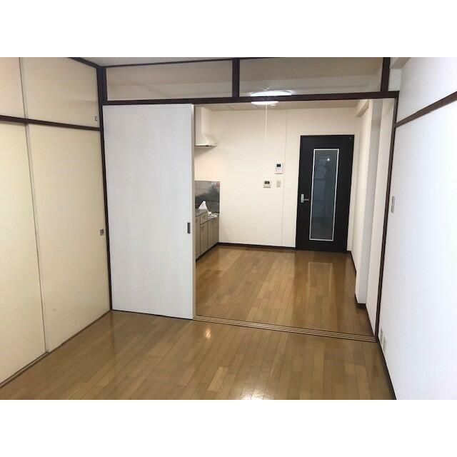 調布栄マンションの内装