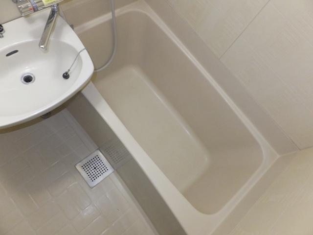 調布栄マンションの浴室