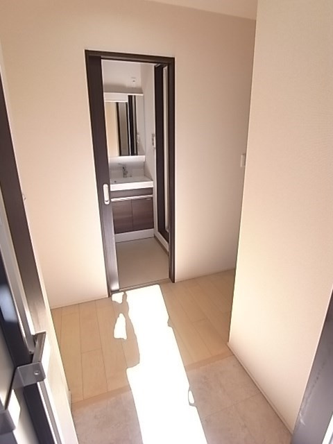 フジパレス神田北通の玄関