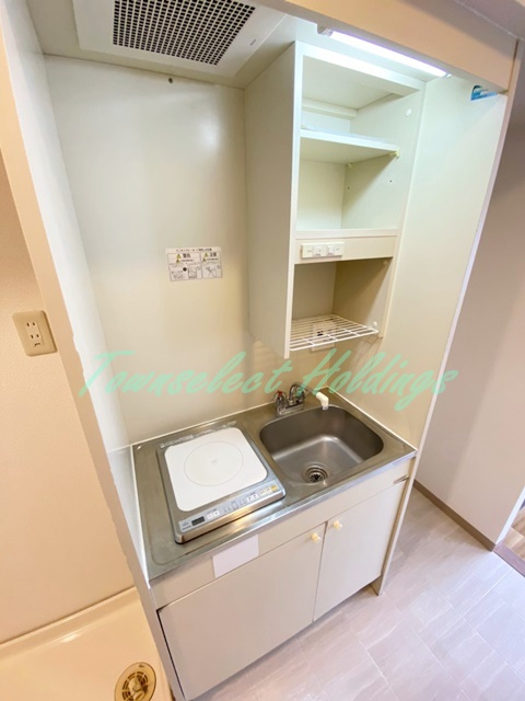 藤沢市辻堂元町３丁目の賃貸マンションのキッチン