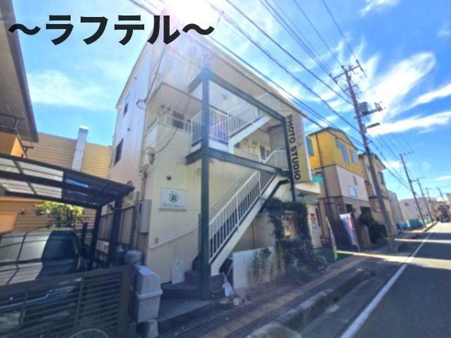 クレシェール狭山ヶ丘の外観