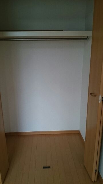 カレントの収納