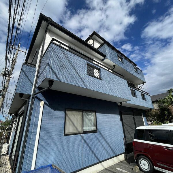 カロンルーナの外観