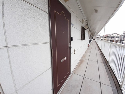 【エントランス】 | マロン・ハイツ今在家 | 建物の内部です