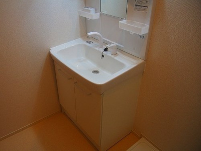 【洗面所】 | サンパティオⅡ | スペースが確保できる洗面所です