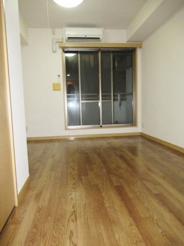 中野区本町６丁目の賃貸マンション