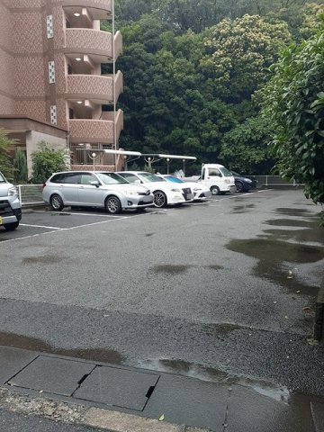 ヒルサイドテラスの駐車場
