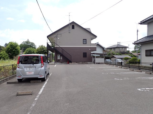 昴の駐車場