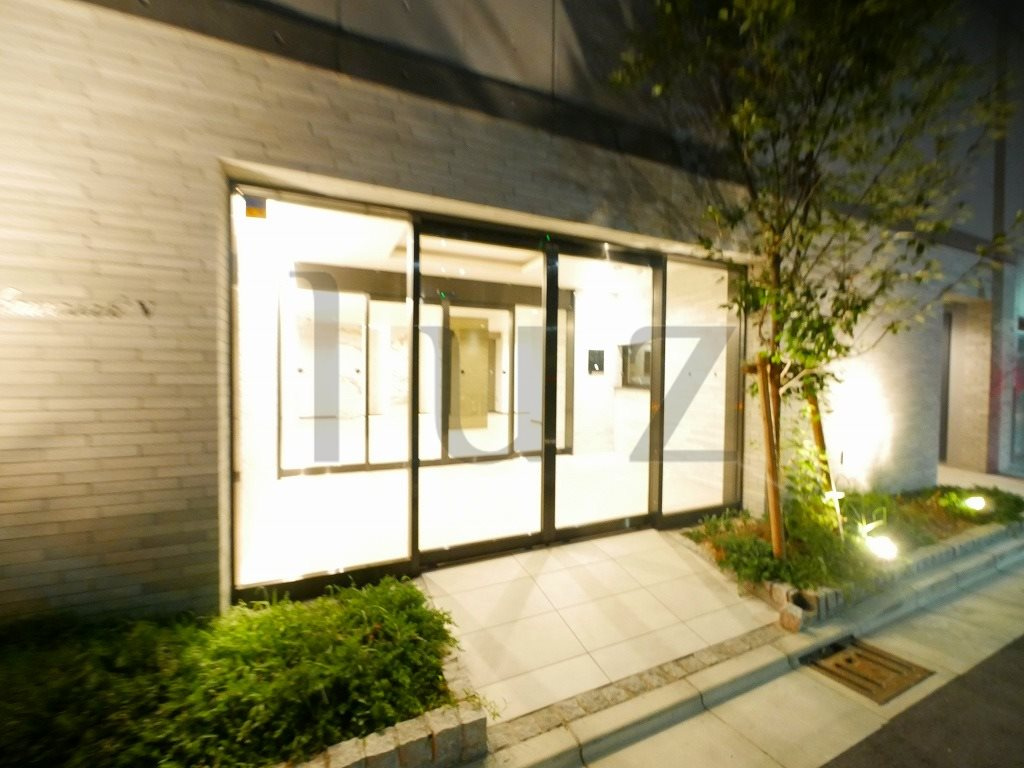 ジェノヴィア川崎Ⅴのエントランス