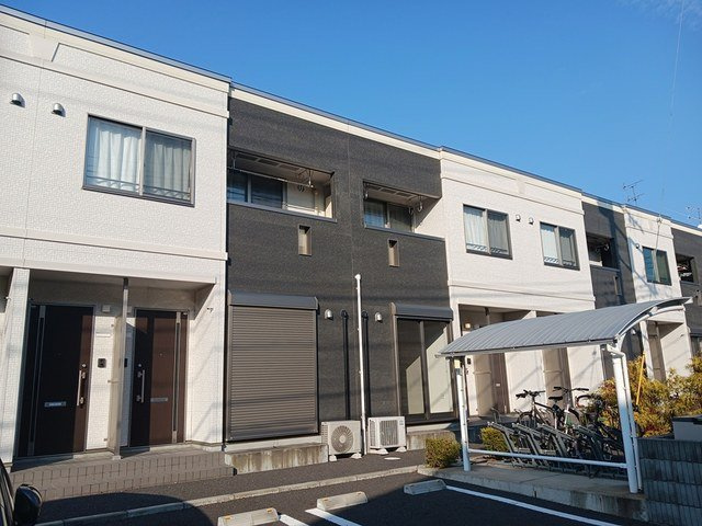 ローツェ松葉の外観