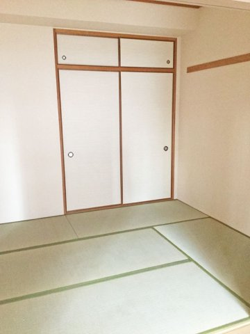コーシャハイツ中野の和室