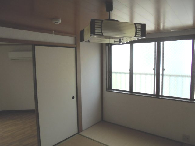 江戸川区松島３丁目のアパートの内装