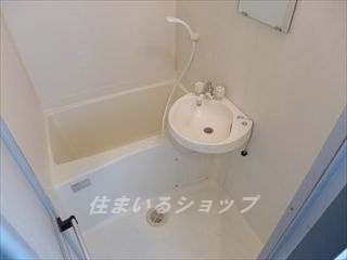 グリーンヒルズ高陽の浴室