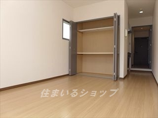 グリーンヒルズ高陽の寝室|床はクッションフロアです