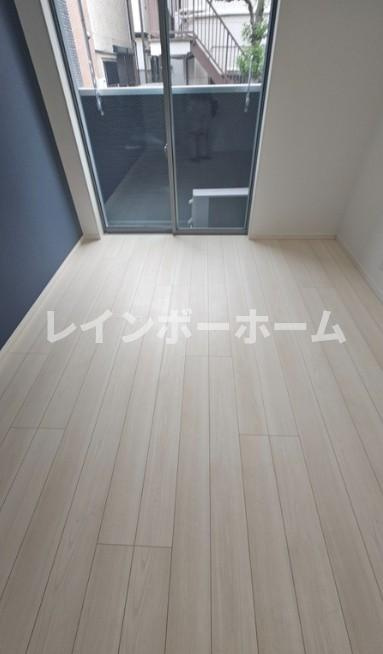 ブルージュ篠崎の居間・リビング