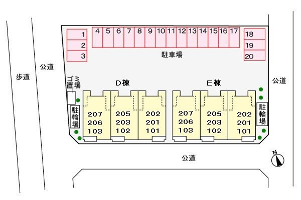 ラフィナート　Ｅの駐車場