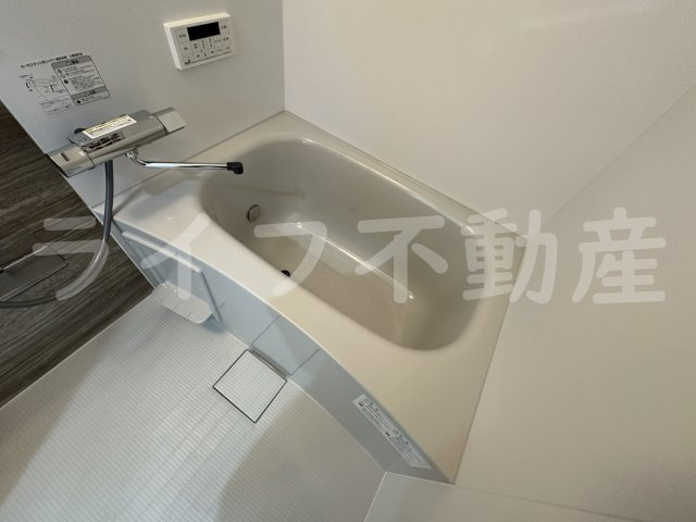 クリエオーレ俊徳町の浴室