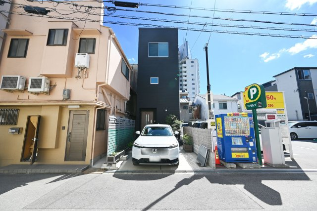 大阪市淀川区塚本4丁目中古一戸建ての外観|いつでも室内を見学して頂けますので、見学をご希望の方はお気軽にお問い合わせください。