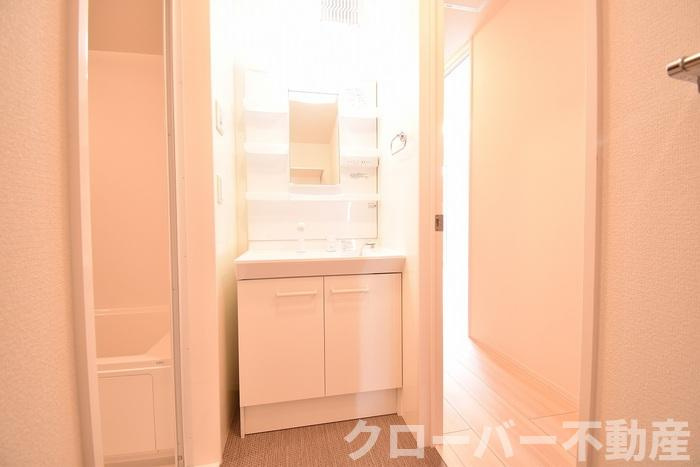 メゾンドシャルムの独立洗面台|洗髪洗面化粧台