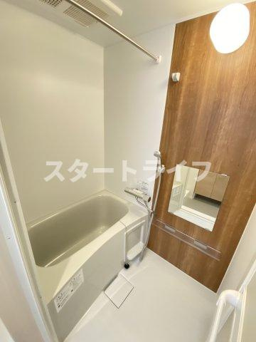 大阪市淀川区木川東１丁目のアパートの浴室